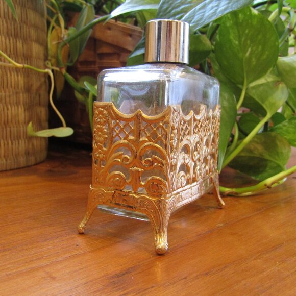 ✨ Exquisite Vintage 1950s Ormolu Gold Filigree Footed Vanity Scent Bottle ✨ - Picture 4 of 7